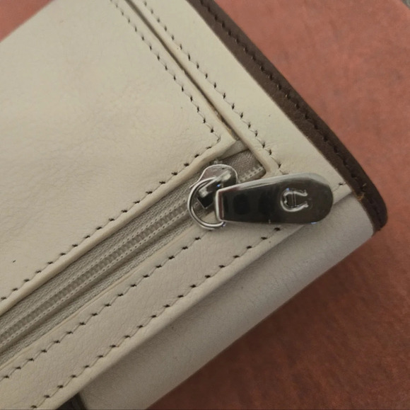 Wallet - Picture 5 of 12